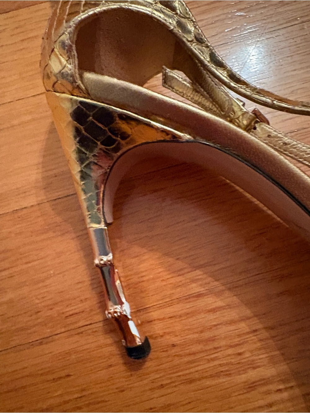 Gucci Gold Snakeskin T-Strap Heels with Knot Accent - Picture 3 of 4